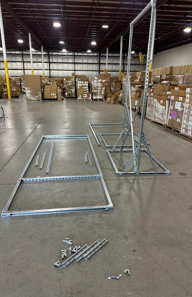 Finishing distribution of components
